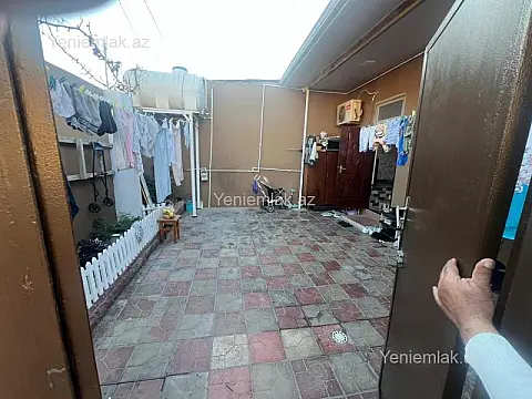 Satılır 4 otaqlı həyət evi 100 m²