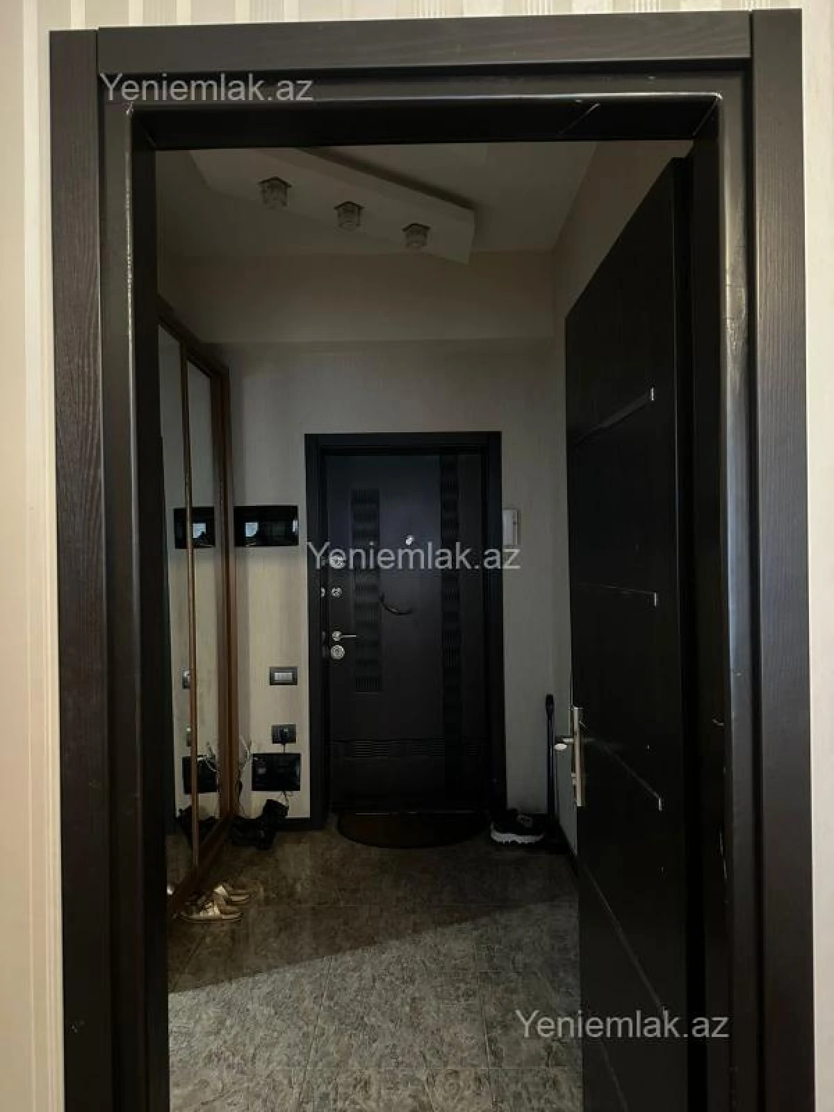 Satılır 3 otaqlı yeni tikili 80 m²