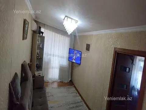 Satılır 2 otaqlı köhnə tikili 45 m²