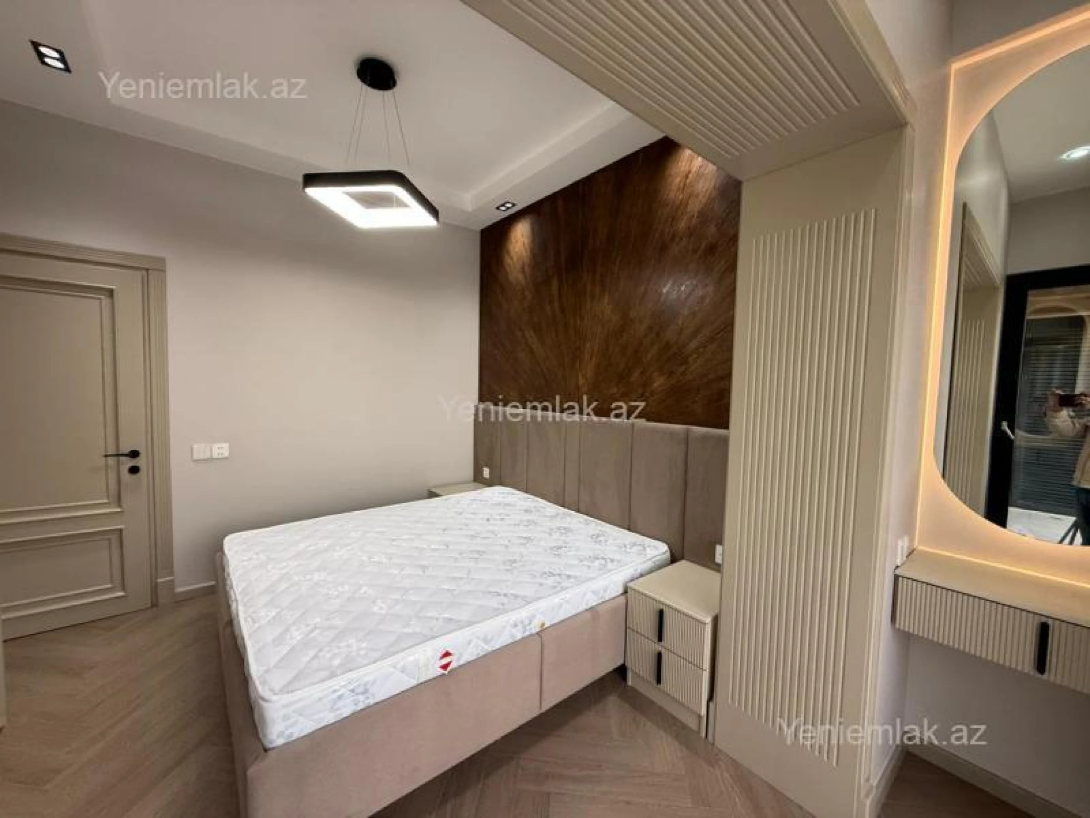 Satılır 2 otaqlı yeni tikili 68 m²