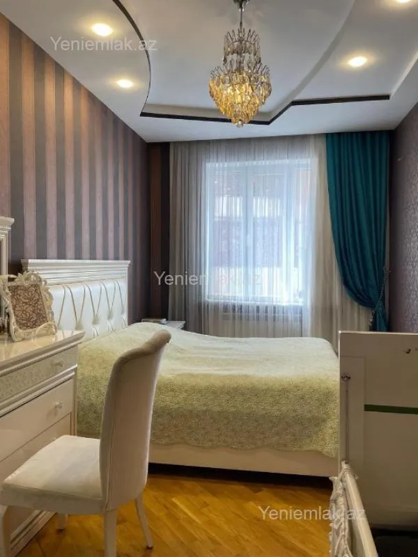 Satılır 2 otaqlı yeni tikili 95 m²
