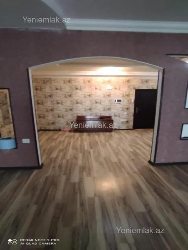 Satılır 3 otaqlı yeni tikili 110 m²