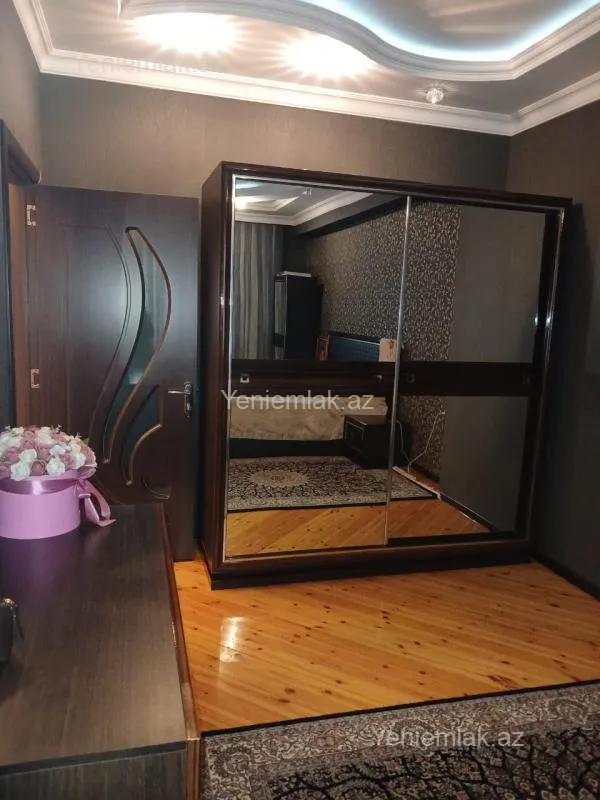 Satılır 3 otaqlı yeni tikili 125 m²