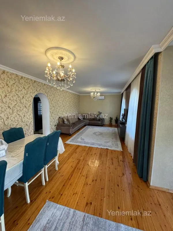 Satılır 7 otaqlı həyət evi 175 m²