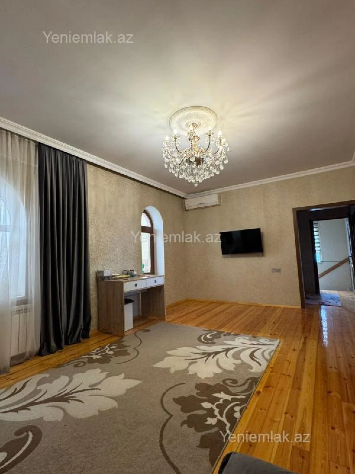 Satılır 7 otaqlı həyət evi 175 m²