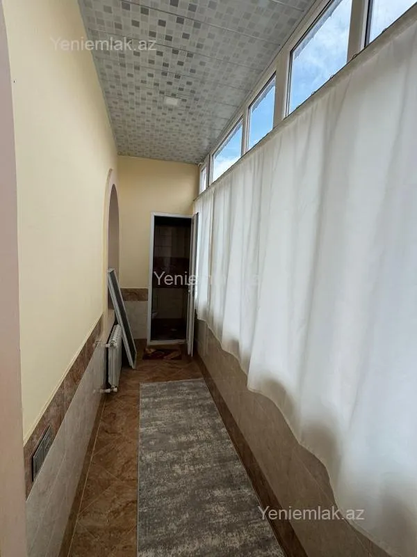 Satılır 7 otaqlı həyət evi 175 m²