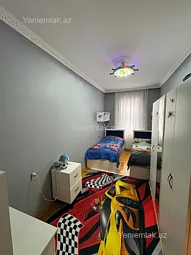 Satılır 7 otaqlı həyət evi 175 m²
