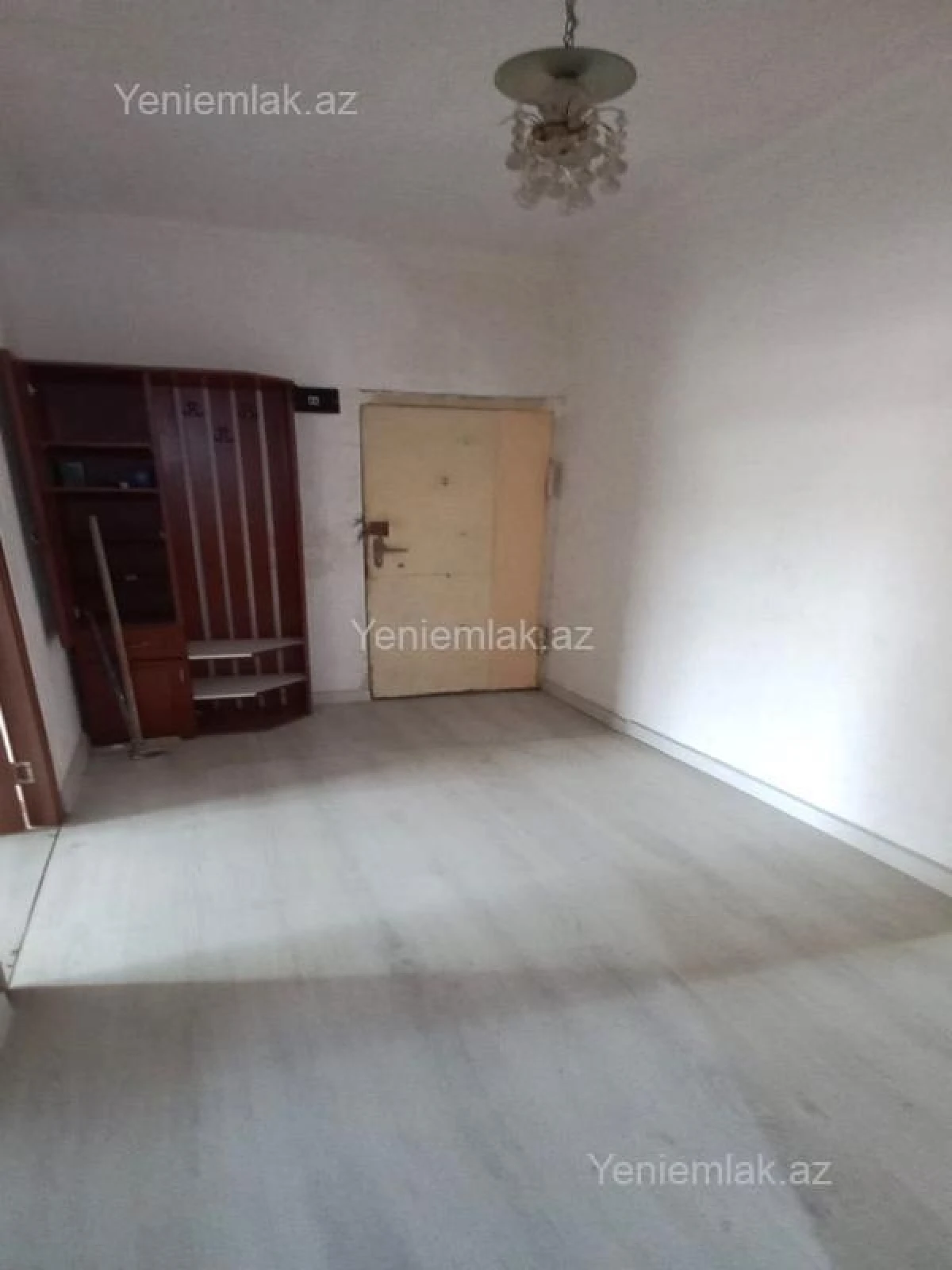 Satılır 5 otaqlı köhnə tikili 120 m²