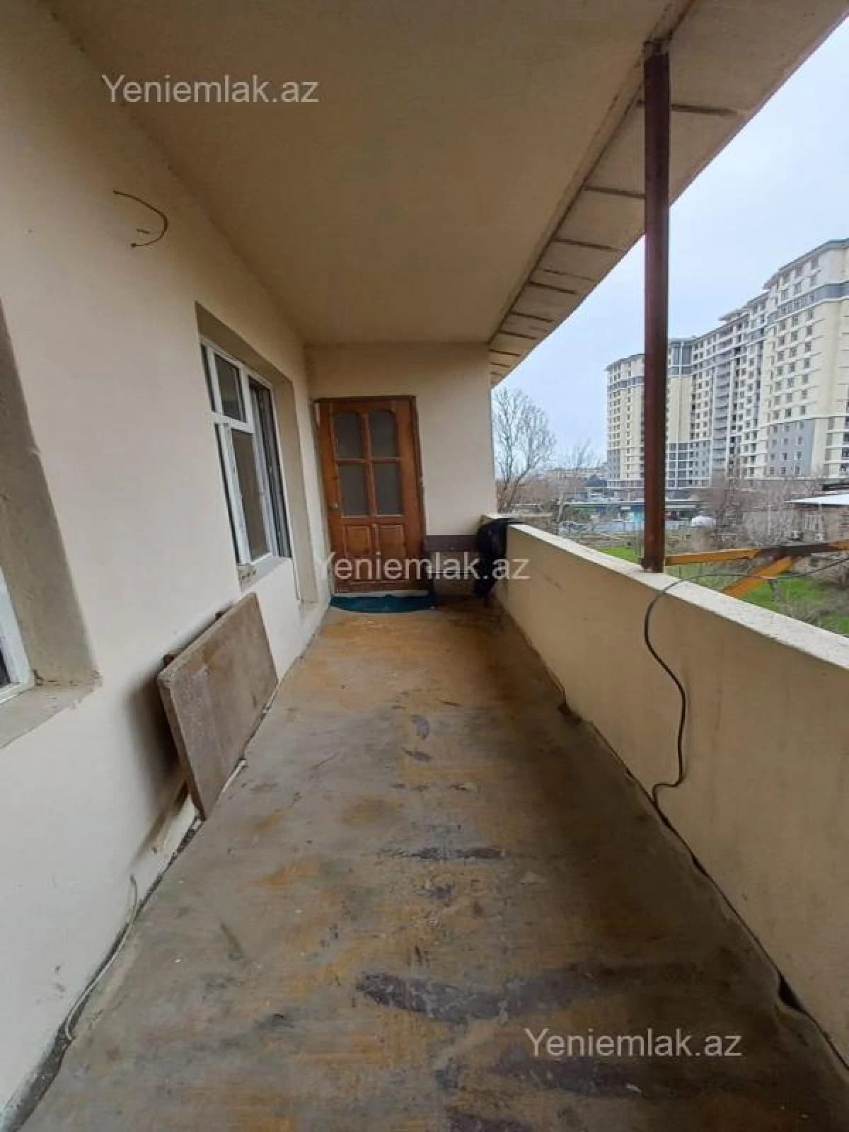 Satılır 5 otaqlı köhnə tikili 120 m²