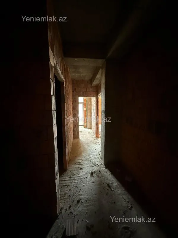 Satılır 2 otaqlı yeni tikili 70 m²