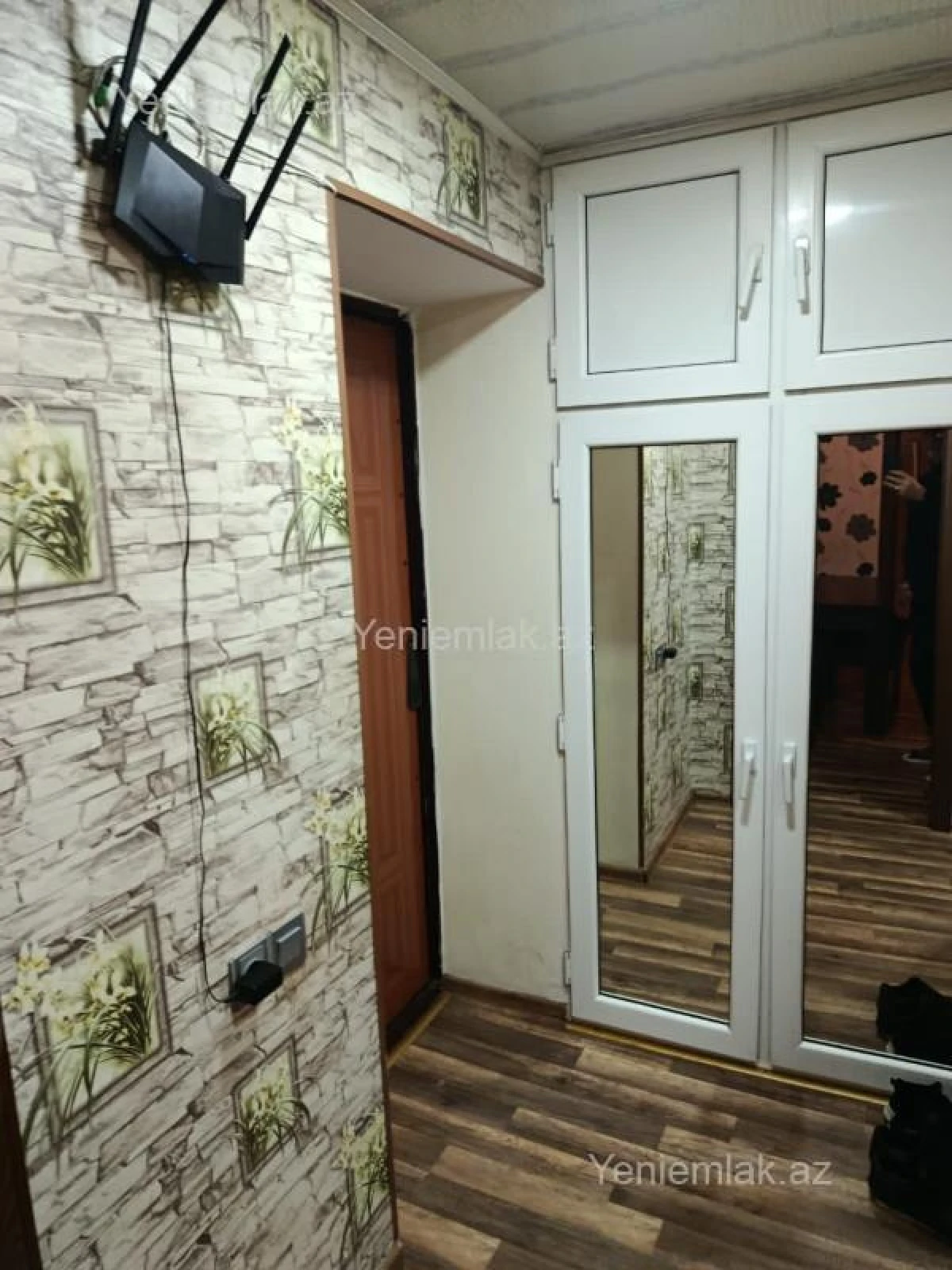 Satılır 2 otaqlı köhnə tikili 50 m²