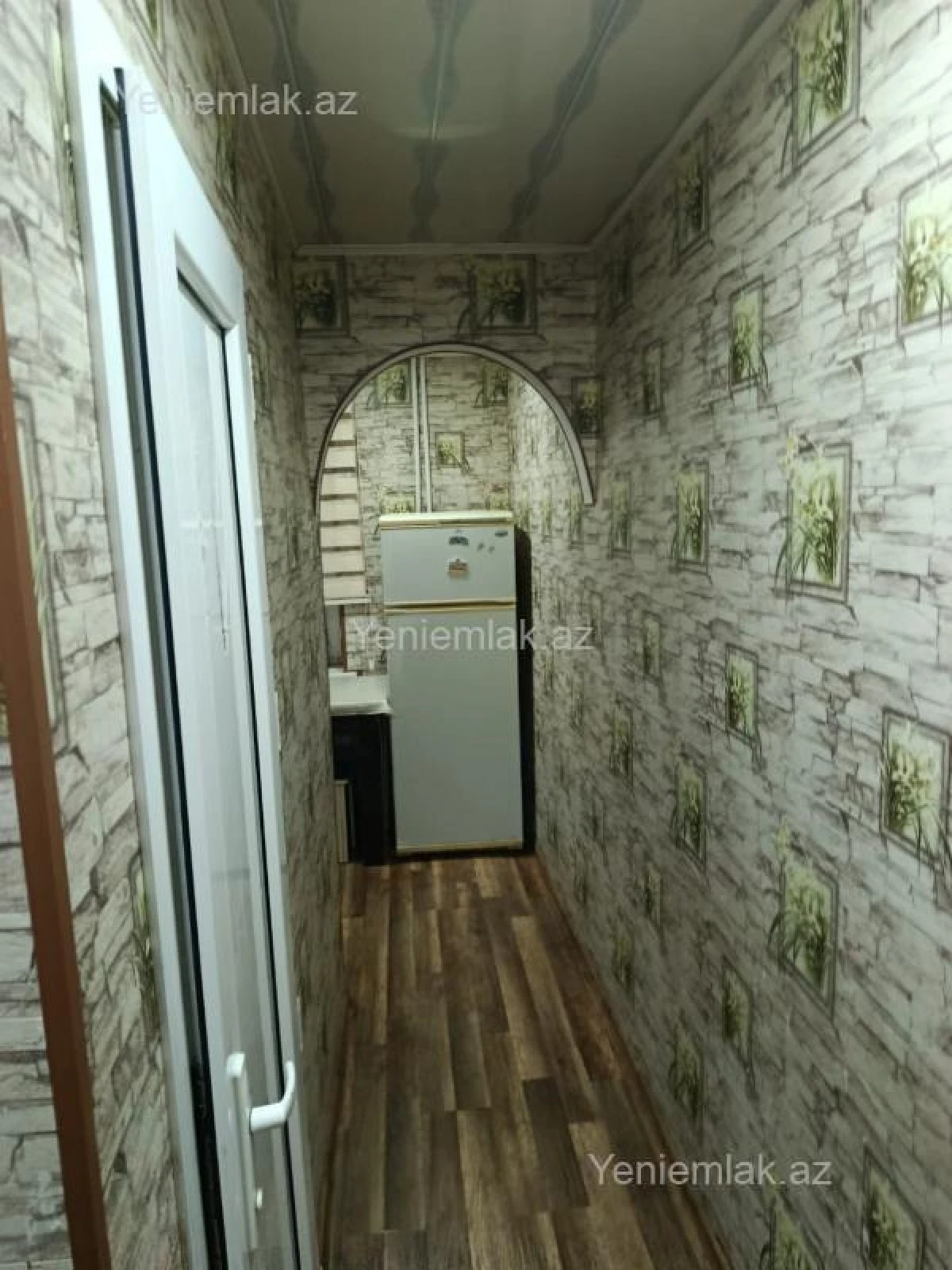 Satılır 2 otaqlı köhnə tikili 50 m²