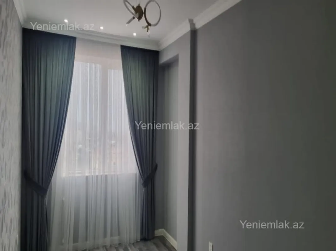 Satılır 3 otaqlı yeni tikili 128 m²