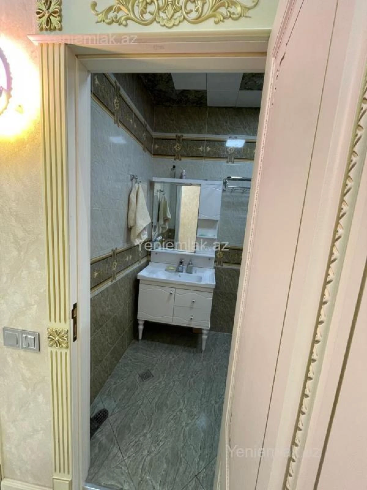 Satılır 3 otaqlı yeni tikili 145 m²
