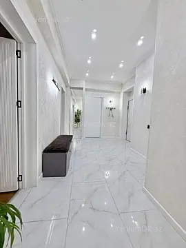Satılır 3 otaqlı köhnə tikili 94 m²