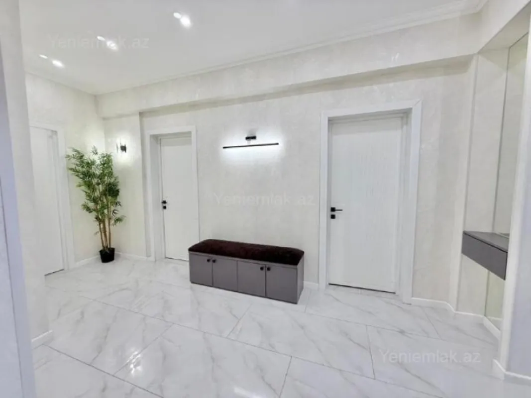 Satılır 3 otaqlı köhnə tikili 94 m²