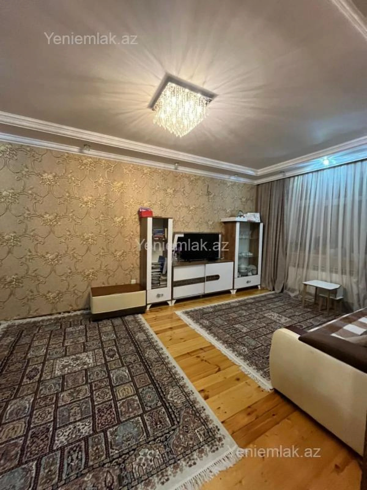 Satılır 4 otaqlı həyət evi 180 m²