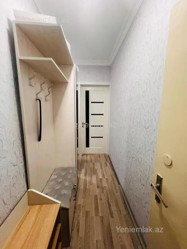 Satılır 2 otaqlı köhnə tikili 55 m²