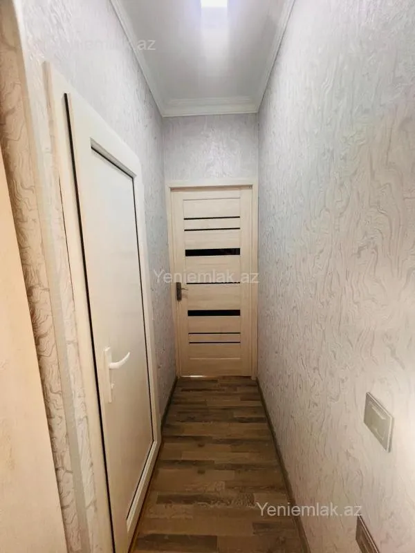 Satılır 2 otaqlı köhnə tikili 55 m²
