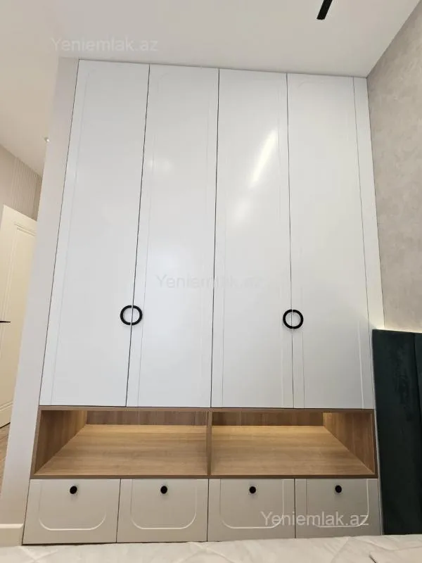 Satılır 3 otaqlı yeni tikili 110 m²