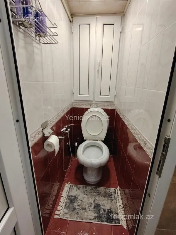 Satılır 4 otaqlı köhnə tikili 95 m²