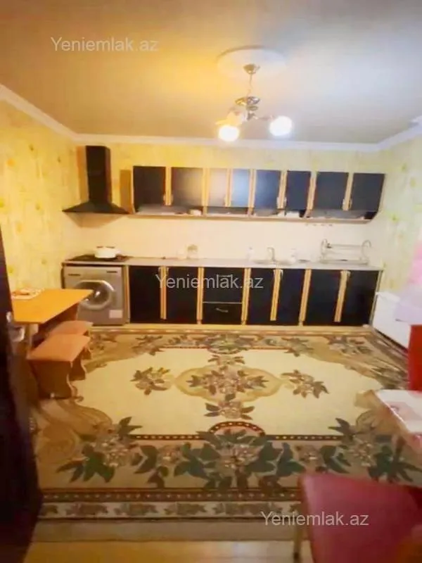 Satılır 6 otaqlı həyət evi 140 m²