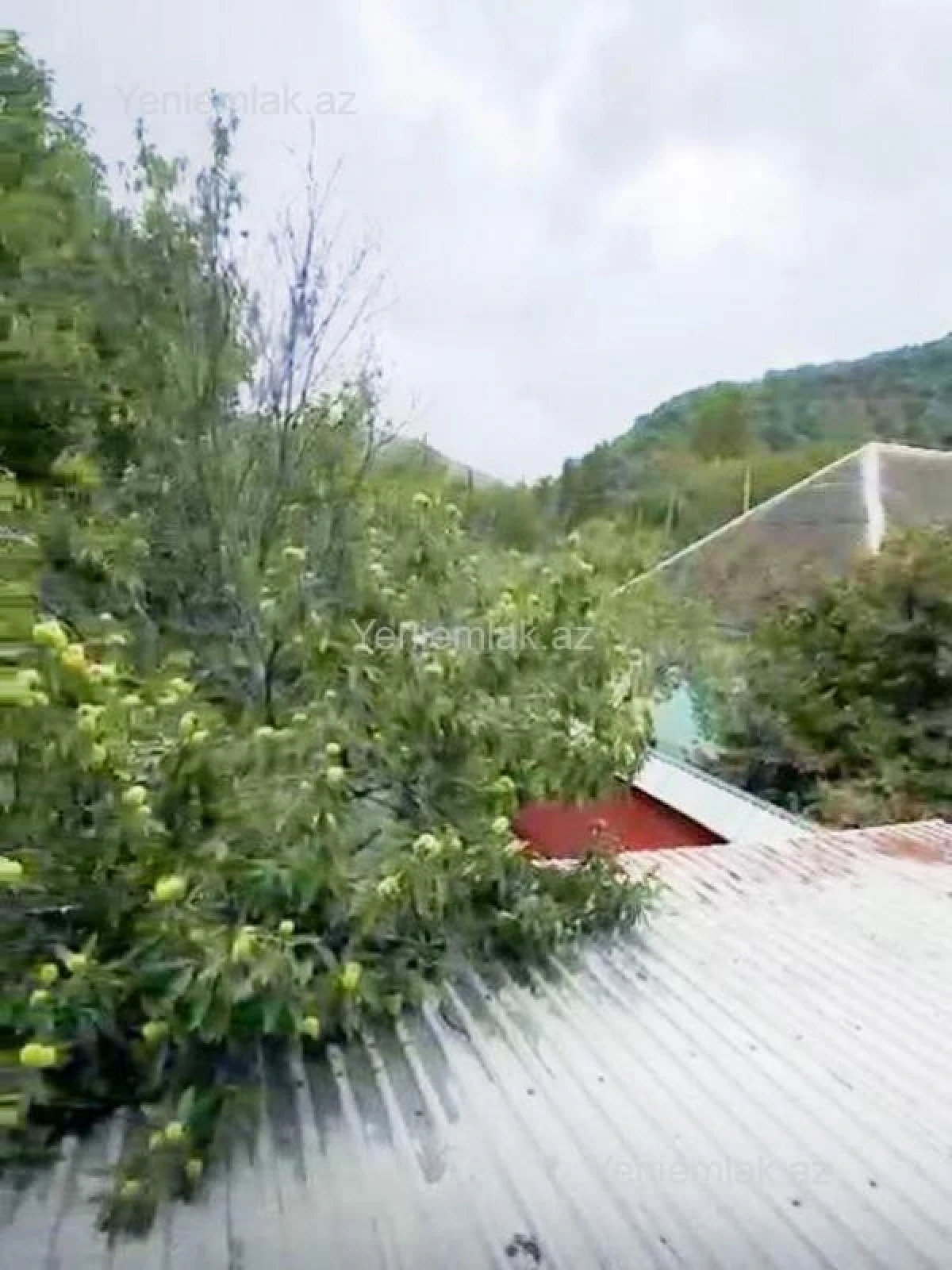 Satılır 6 otaqlı həyət evi 140 m²