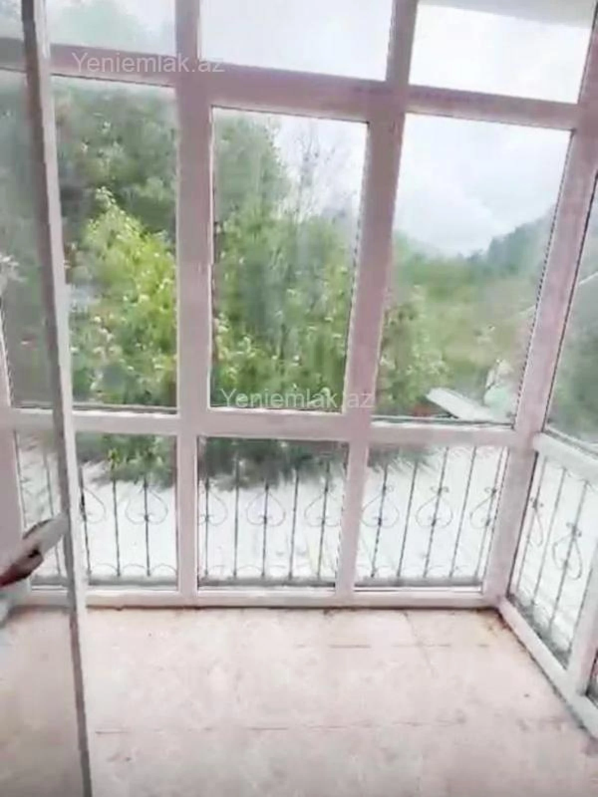 Satılır 6 otaqlı həyət evi 140 m²