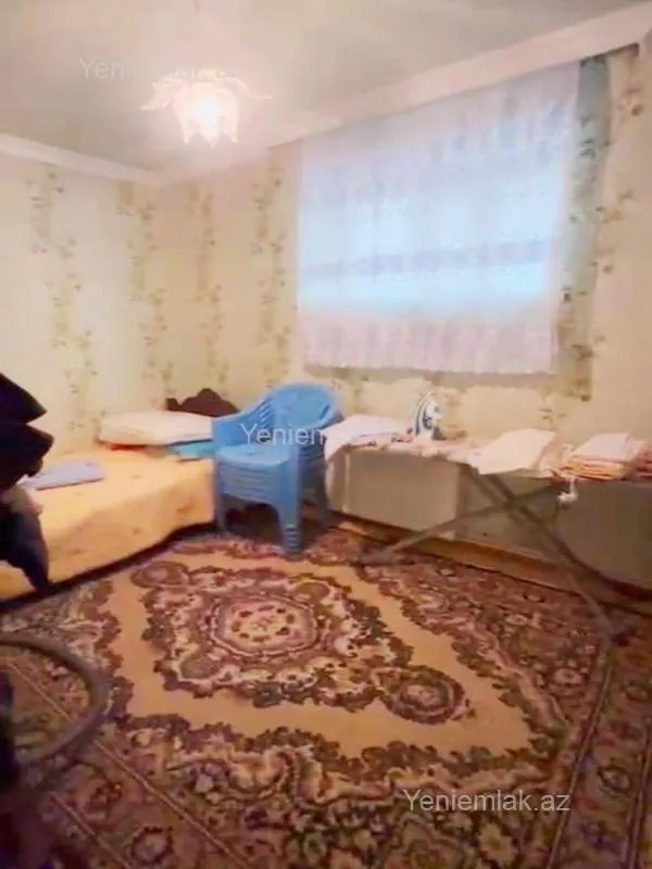 Satılır 6 otaqlı həyət evi 140 m²