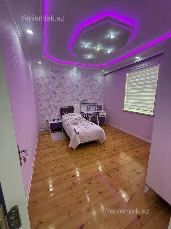 Satılır 6 otaqlı həyət evi 350 m²