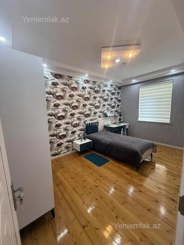 Satılır 6 otaqlı həyət evi 350 m²