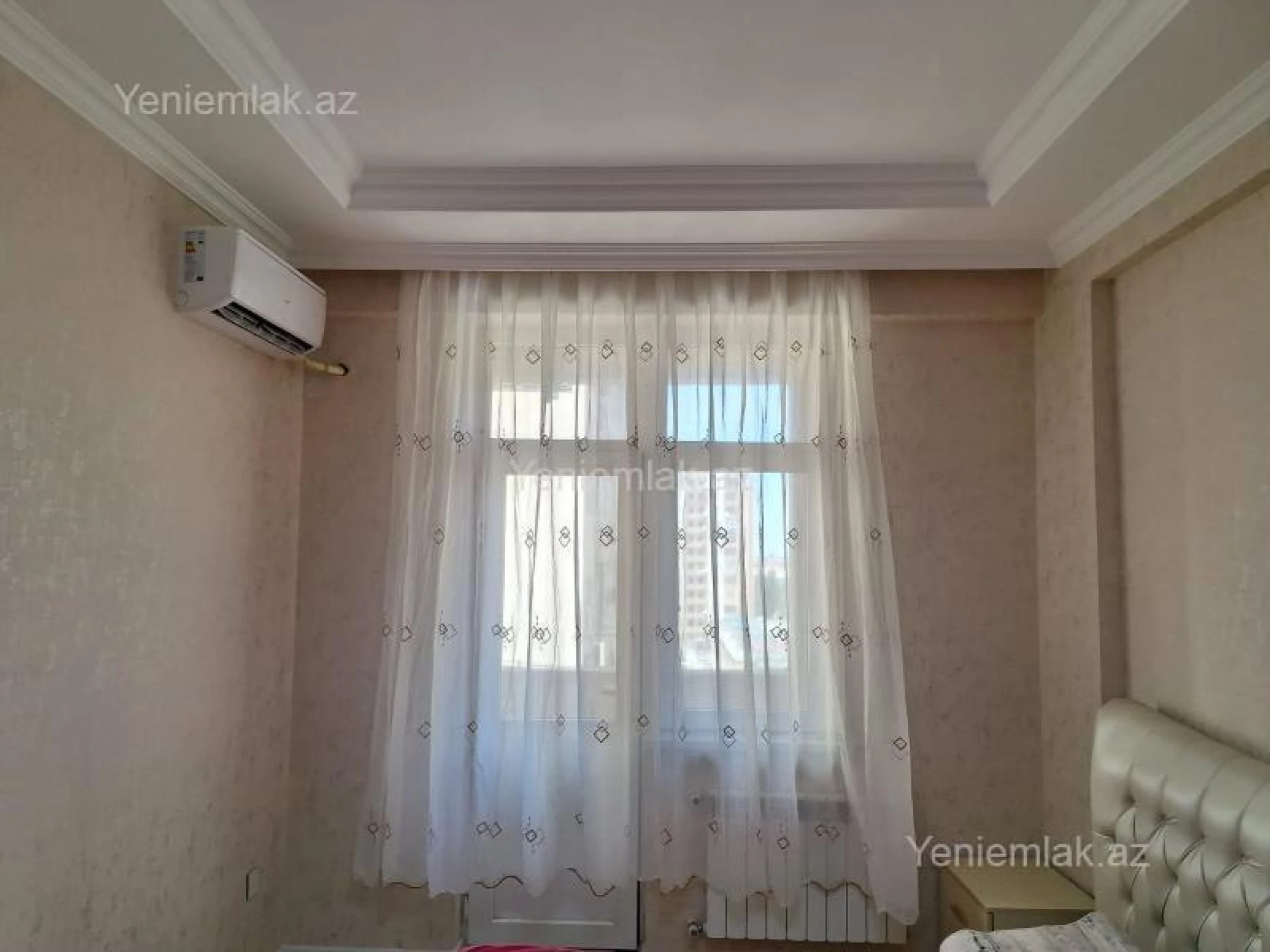 Satılır 6 otaqlı həyət evi 300 m²