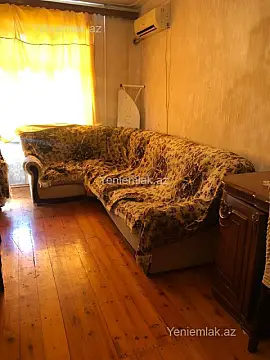 Satılır 2 otaqlı köhnə tikili 60 m²