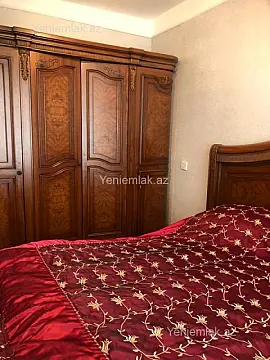 Satılır 2 otaqlı köhnə tikili 60 m²