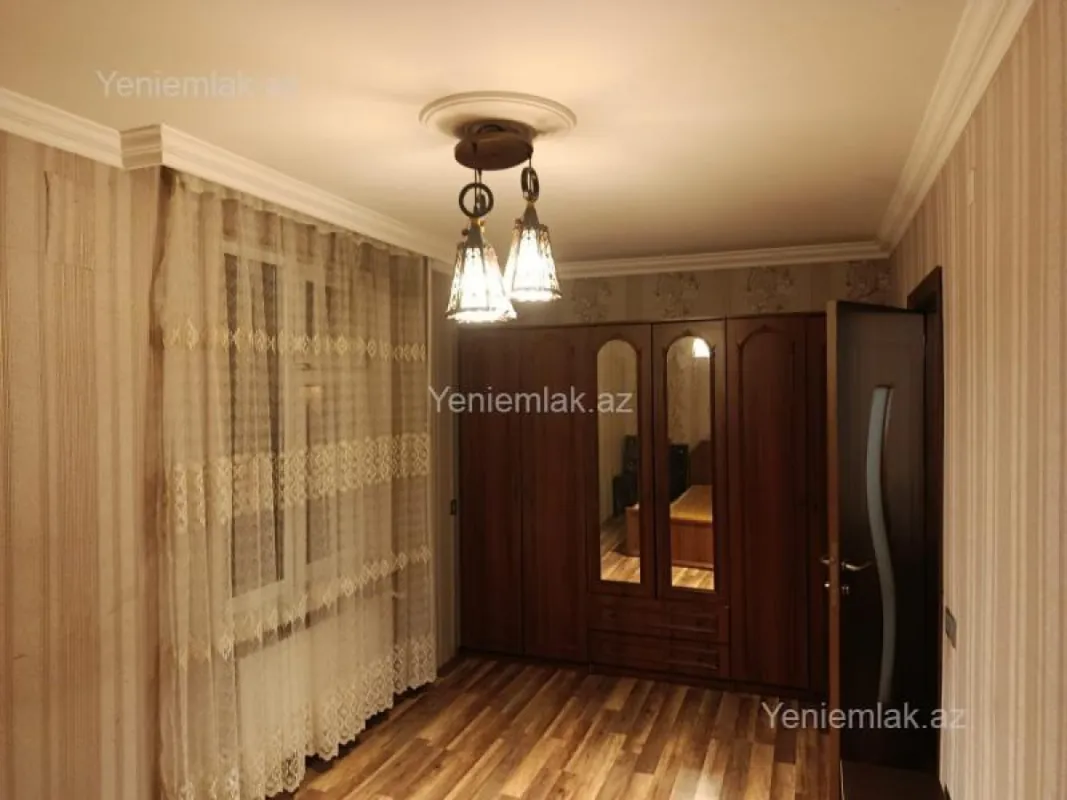 Satılır 2 otaqlı köhnə tikili 51 m²