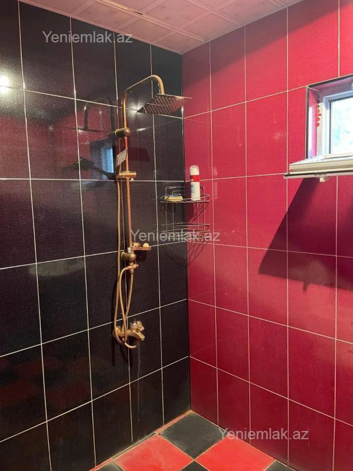 Satılır 6 otaqlı həyət evi 320 m²