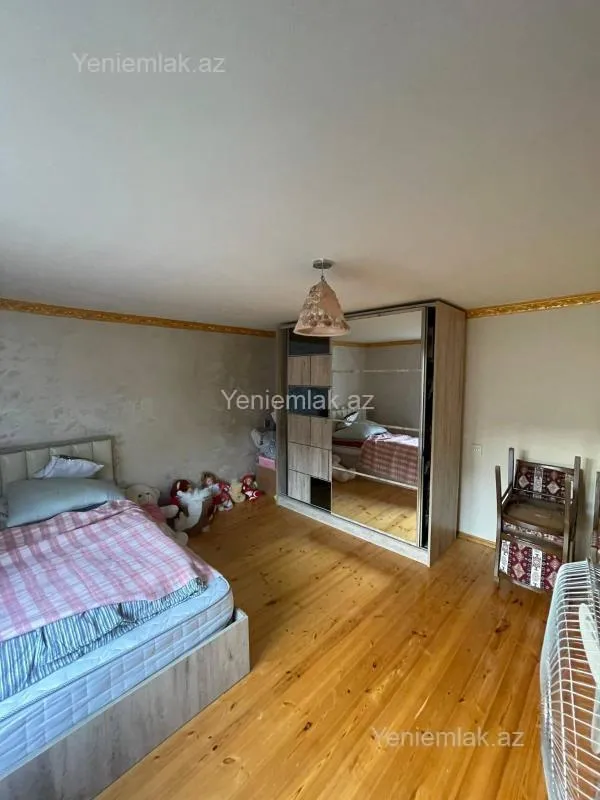 Satılır 6 otaqlı həyət evi 320 m²