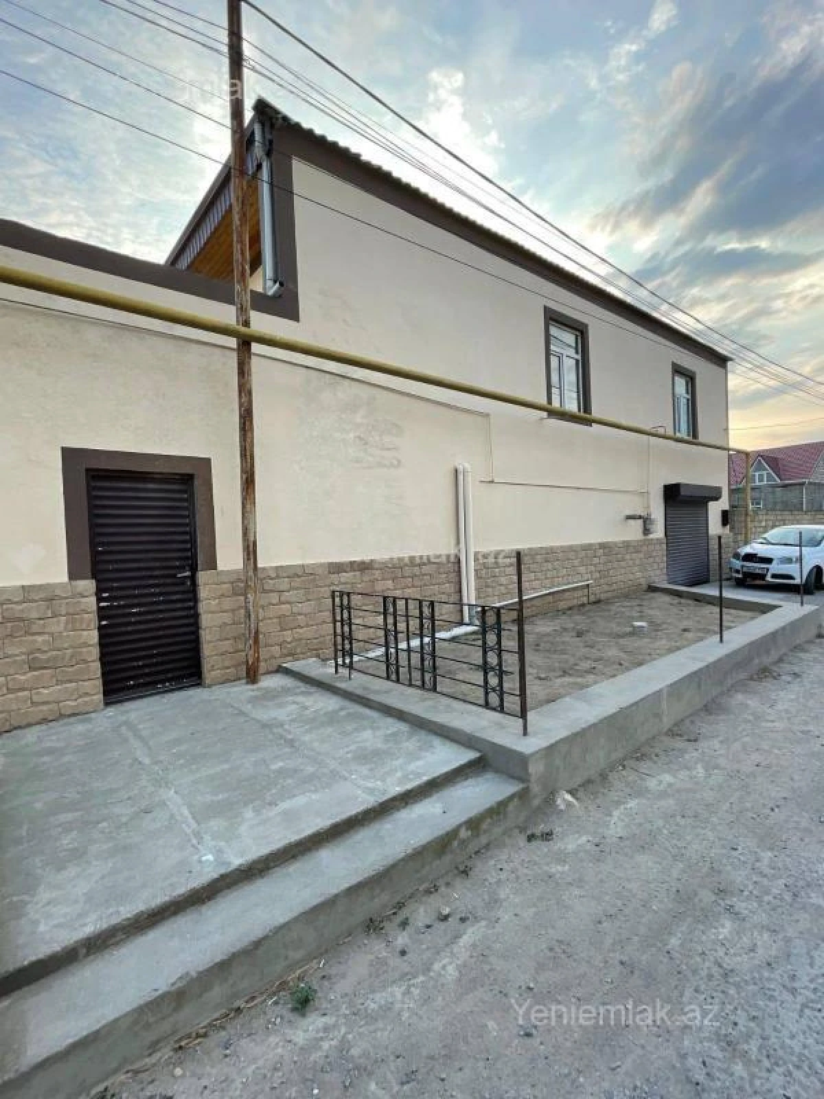 Satılır 6 otaqlı həyət evi 320 m²