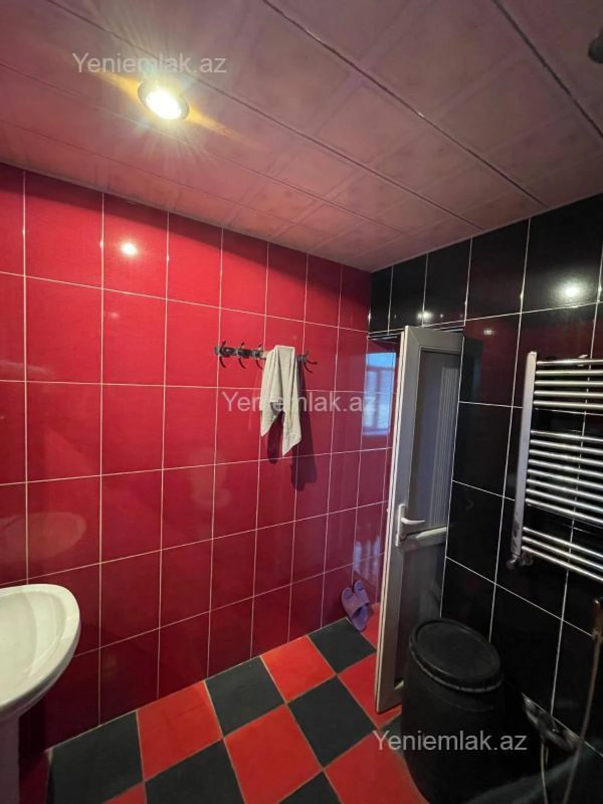 Satılır 6 otaqlı həyət evi 320 m²