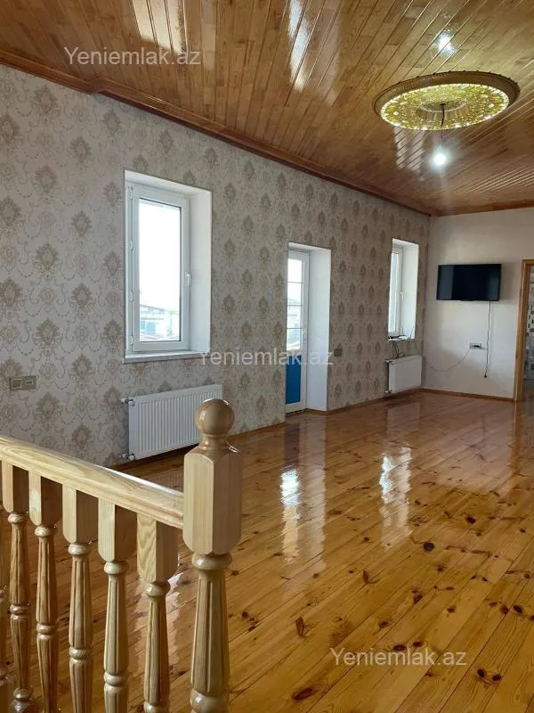 Satılır 6 otaqlı həyət evi 320 m²