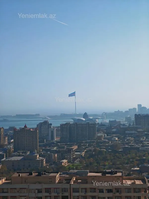 Satılır 3 otaqlı yeni tikili 280 m²