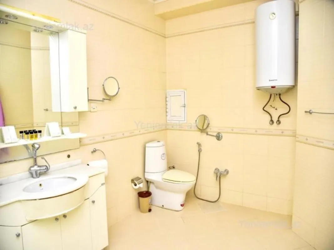 Satılır 3 otaqlı yeni tikili 280 m²