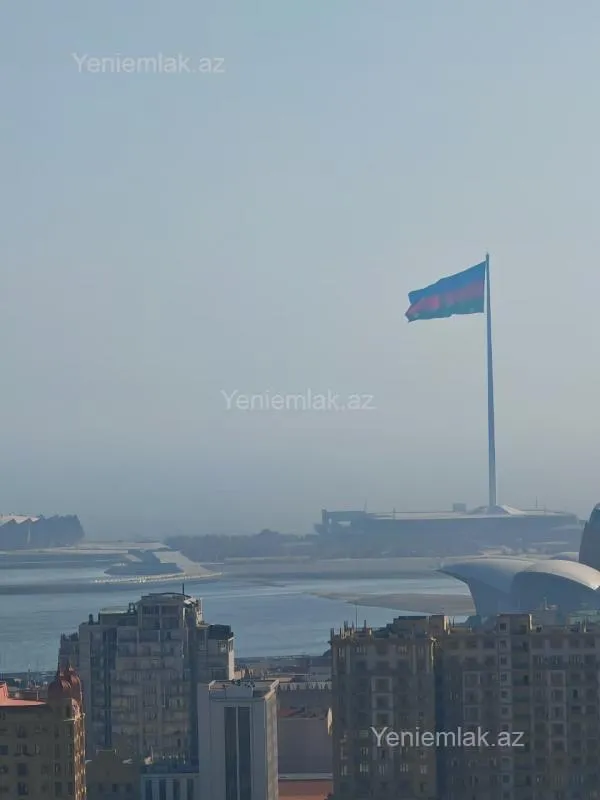 Satılır 3 otaqlı yeni tikili 280 m²