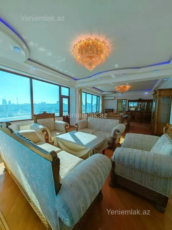 Satılır 3 otaqlı yeni tikili 280 m²