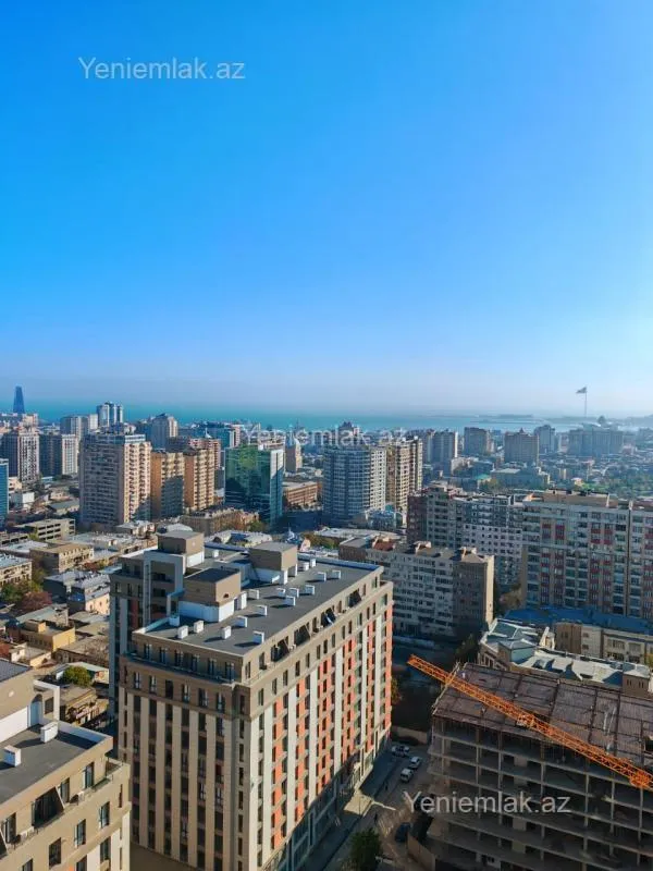 Satılır 3 otaqlı yeni tikili 280 m²