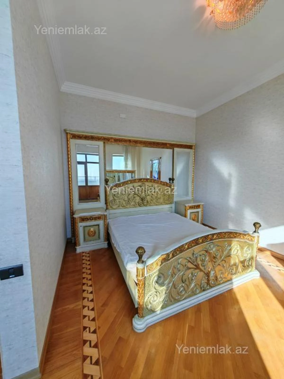 Satılır 3 otaqlı yeni tikili 280 m²