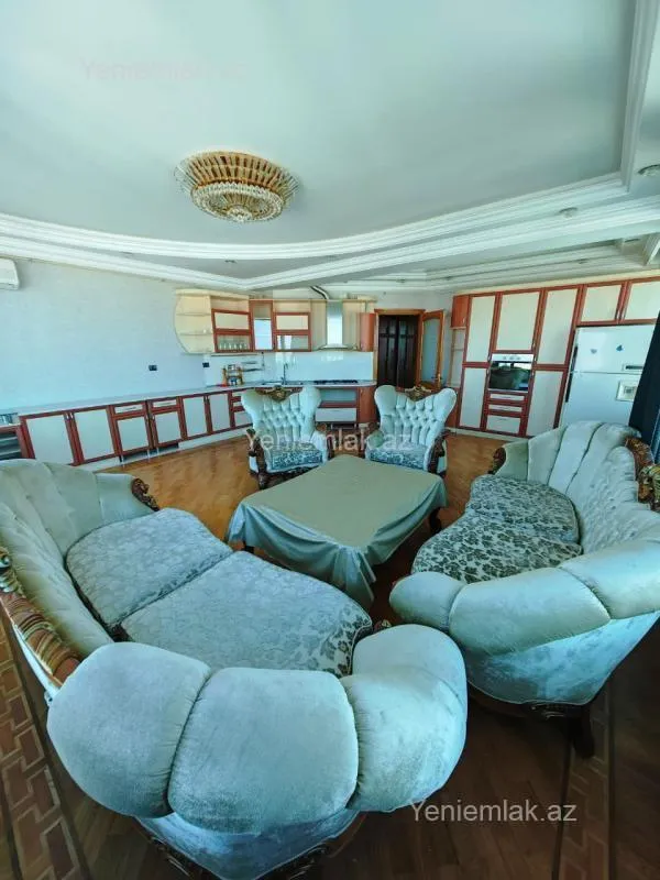 Satılır 3 otaqlı yeni tikili 280 m²