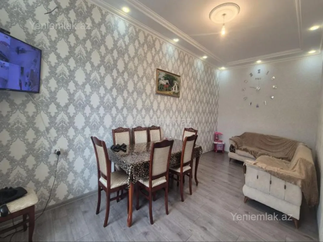 Satılır 4 otaqlı həyət evi 140 m²