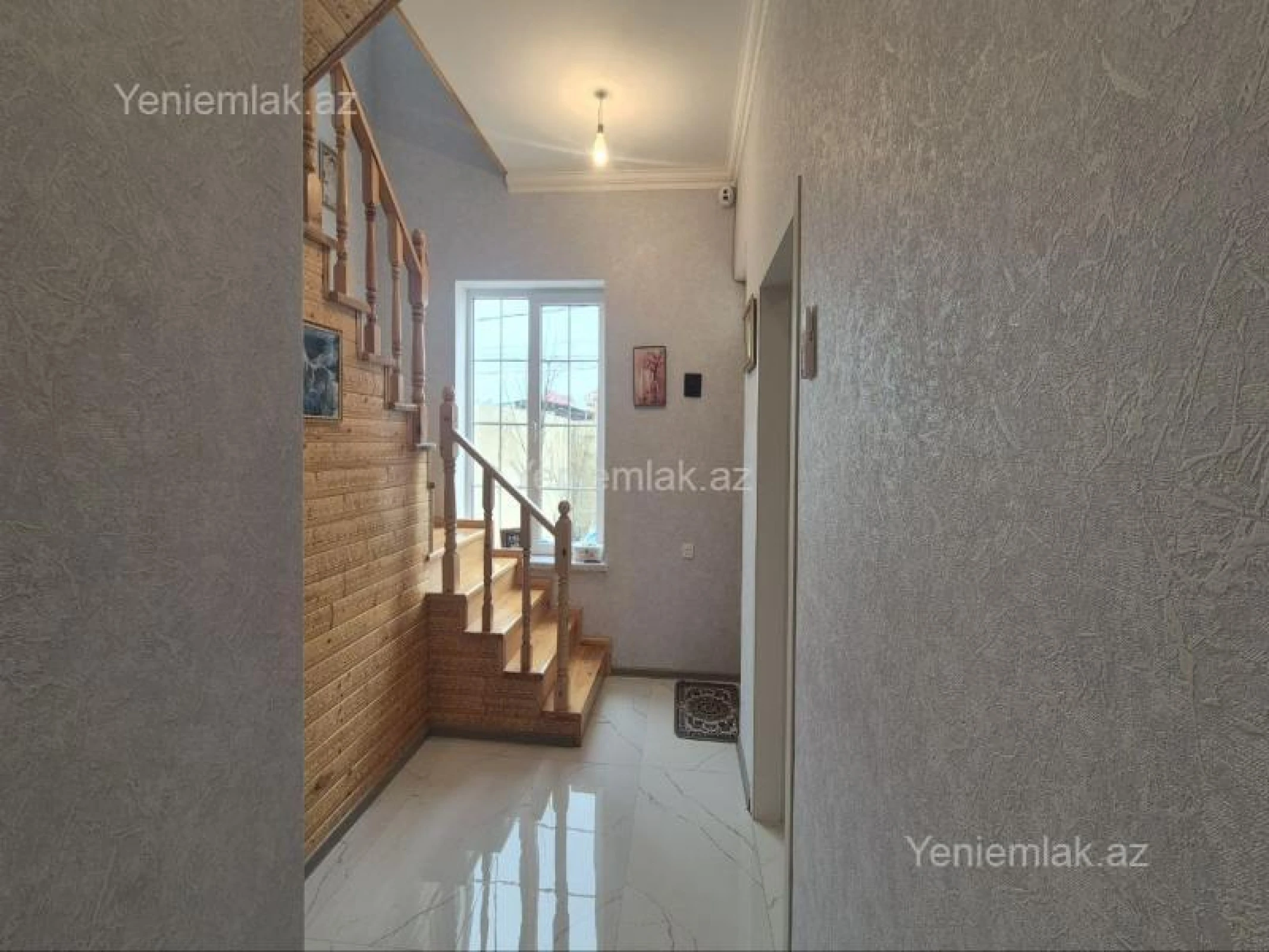 Satılır 4 otaqlı həyət evi 140 m²