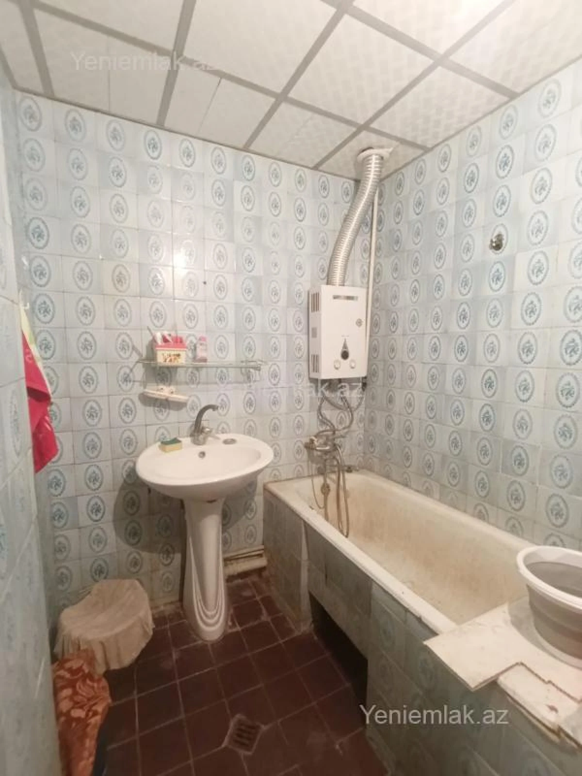 Satılır 3 otaqlı köhnə tikili 80 m²